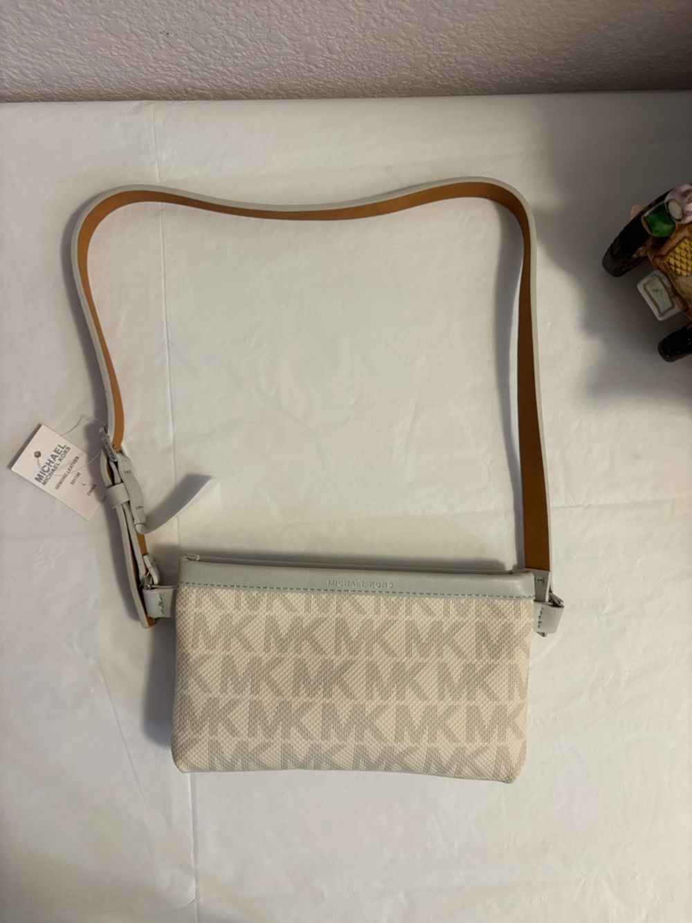 Michael Kors Cream/Light Gray Belt Bag